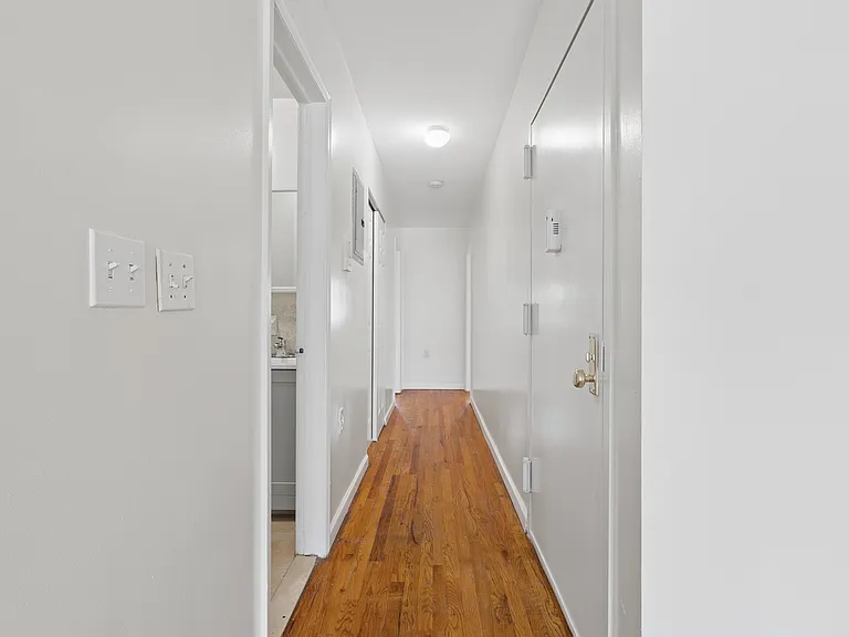 735 E 229th St #2 — Photo 11