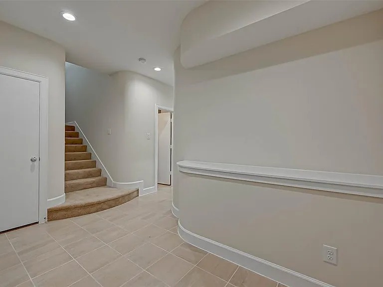 11609 Main Cypress Dr — Photo 3