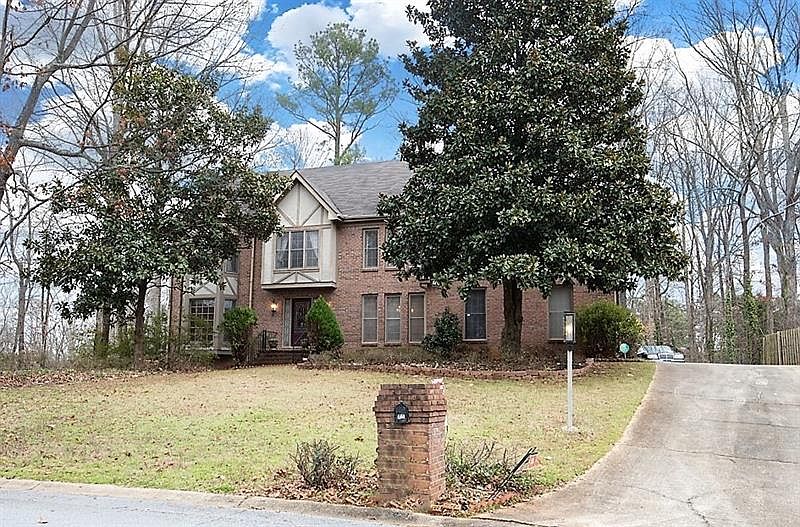 1st image of 421 Belgrave Ln