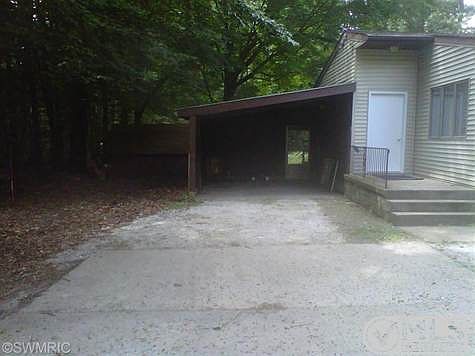 5th image of 4573 Henry St