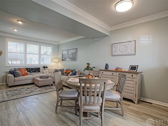 3rd image of 4046 Resolute Cir #46-3