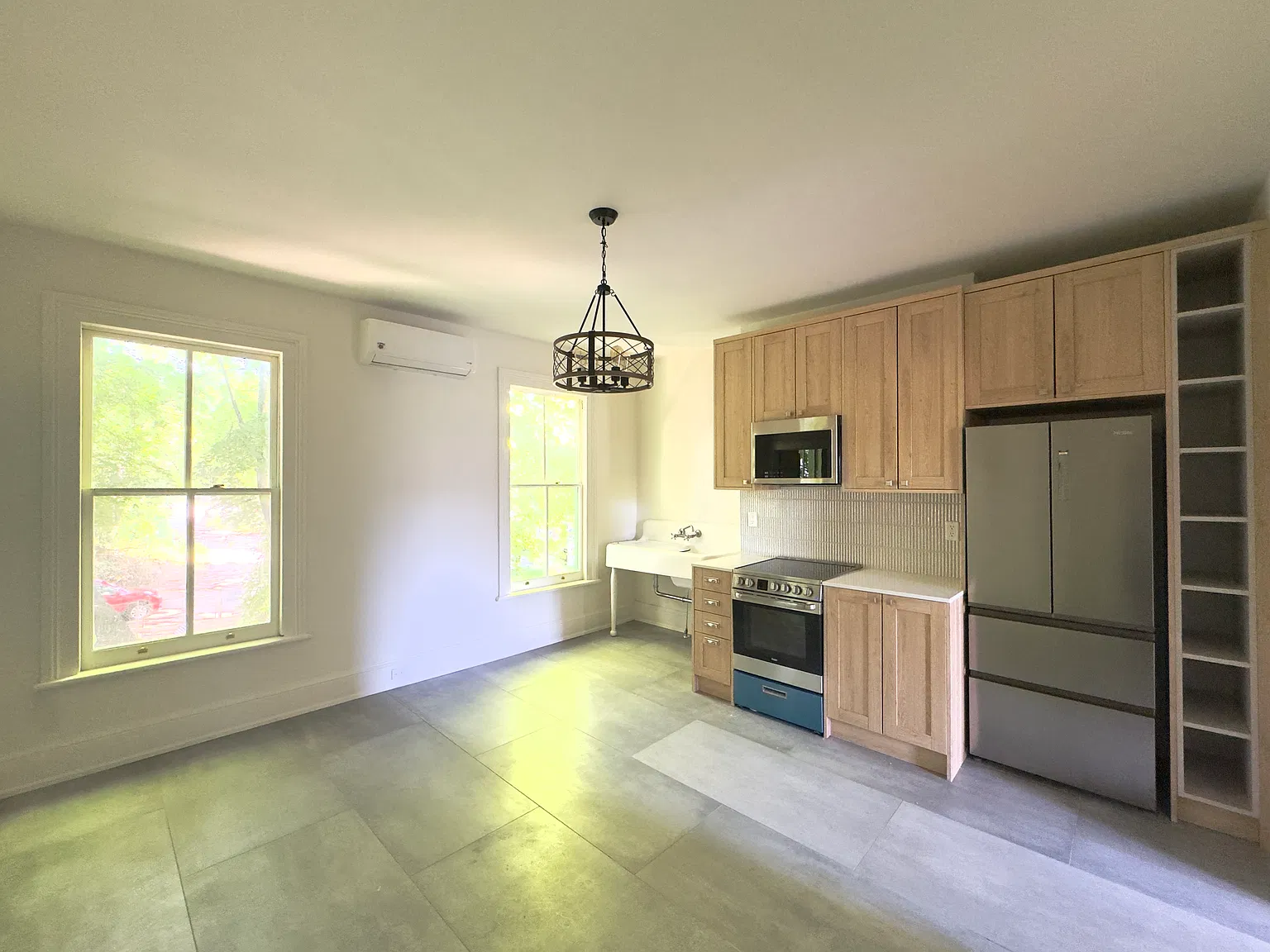 4 bed, 1489 sqft, $3,300 — Photo 3