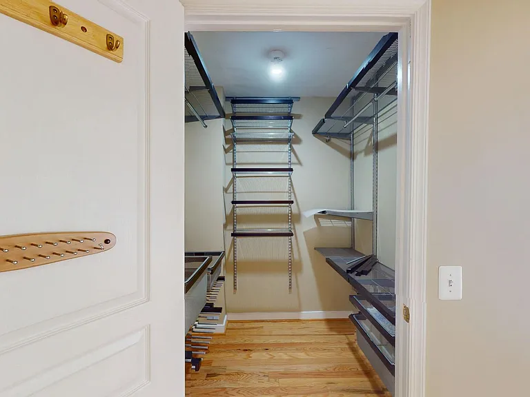 631 D St NW #931 — Photo 10