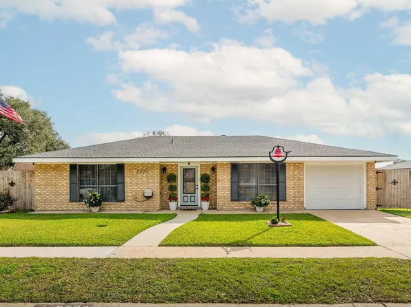 2220 Mary Hughes Dr, Houma, LA 70363