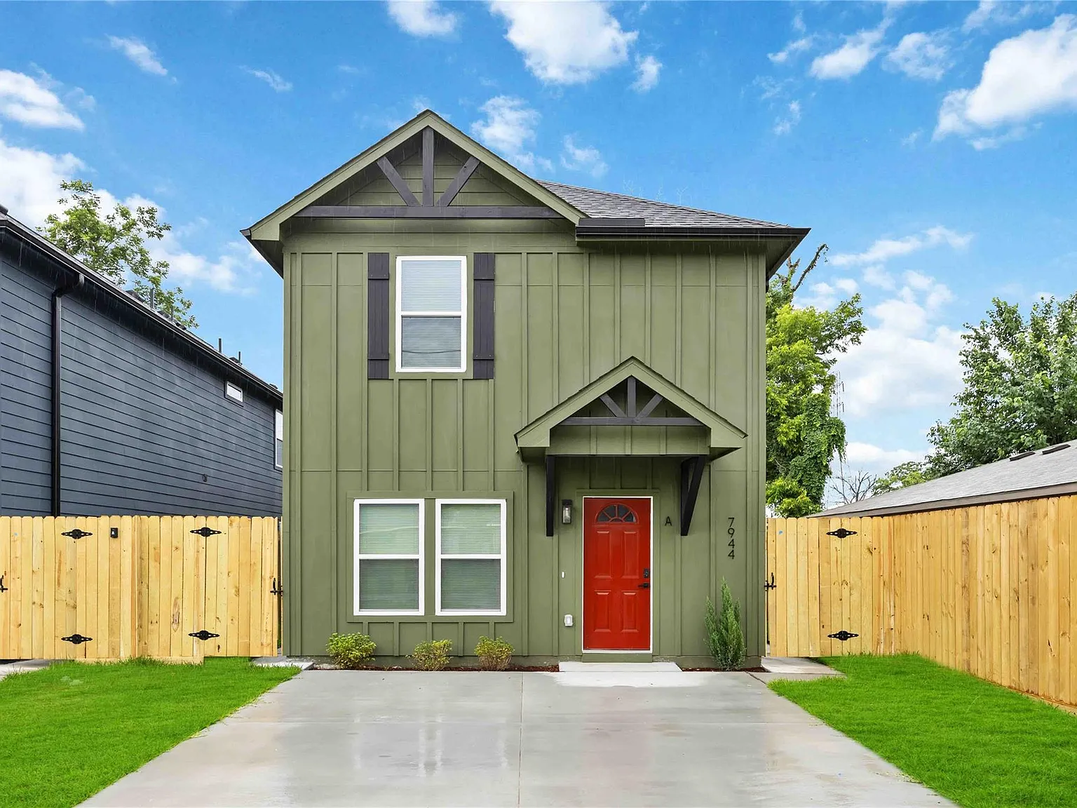 3 bed, 2.5 bath, 1212 sqft, $1,750 — Photo 1