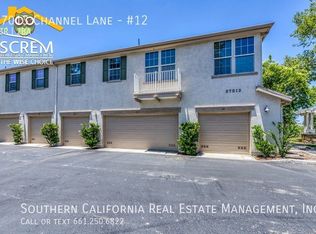 27013 Channel Ln APT 12, Santa Clarita, CA 91355