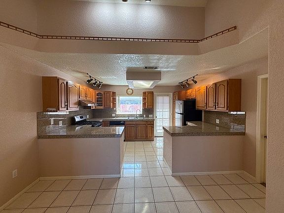 5th image of 51501 Avenida Villa