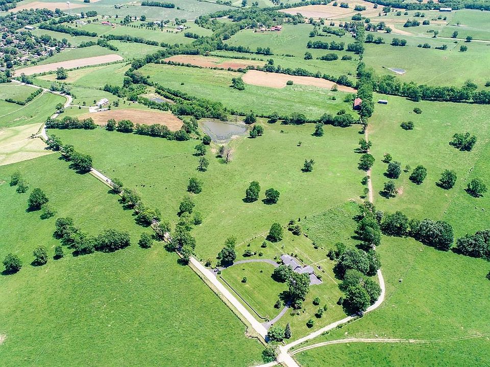 2nd image of 1500 Thatchers Mill Rd