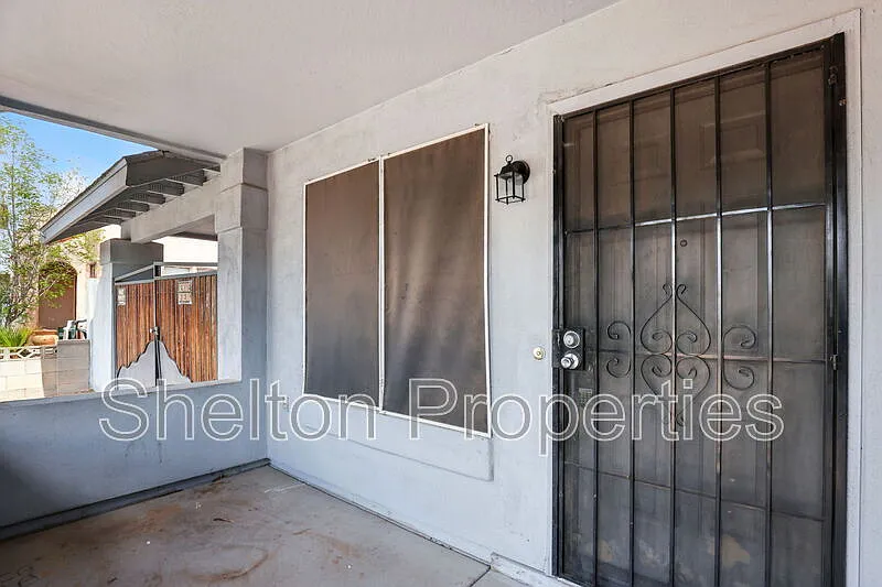 3 bed, 2.0 bath, 1178 sqft, $1,950 — Photo 4