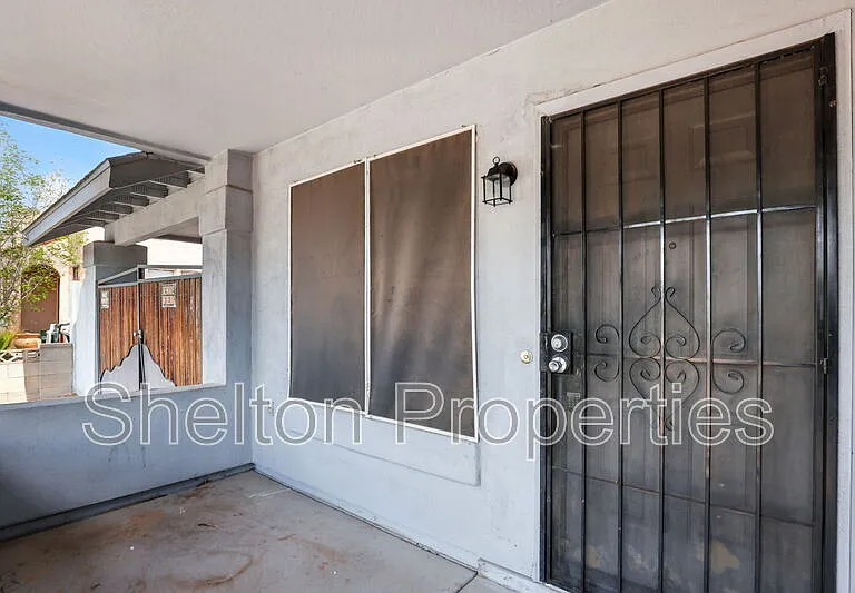 345 N 15th St — Photo 4