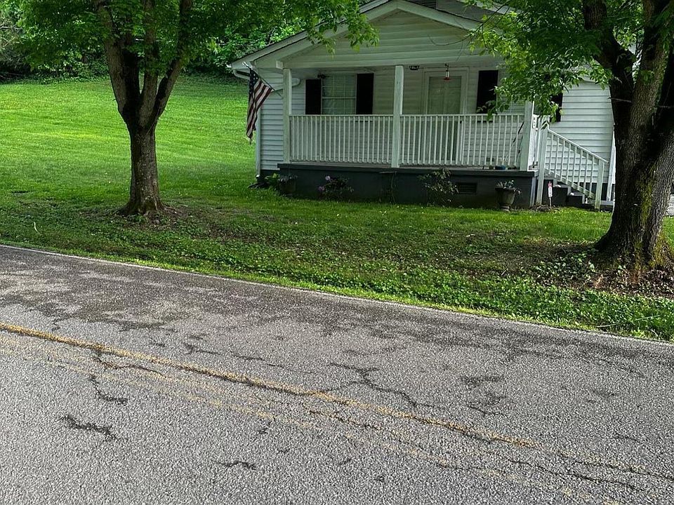 1st image of 2127 Thorn Grove Pike
