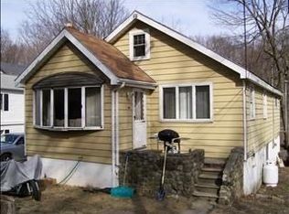 111 Haviland Dr, Patterson, NY 12563