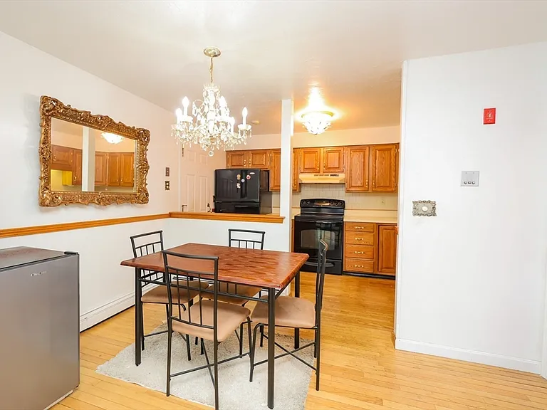 610 S Franklin St #B202 — Photo 11