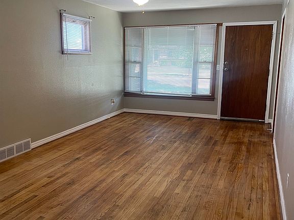 2nd image of 2921 S Millwood Ave