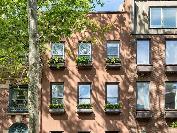 165 E 64th St, New York, NY 10065