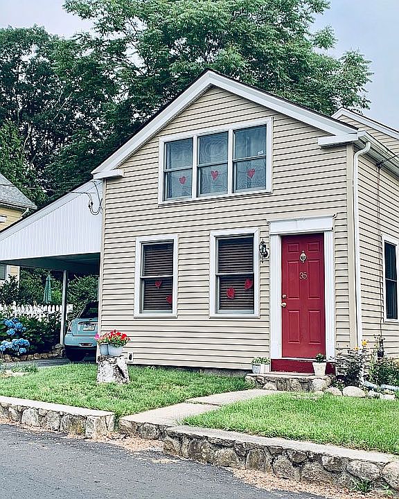 1st image of 35 Keeney Ln