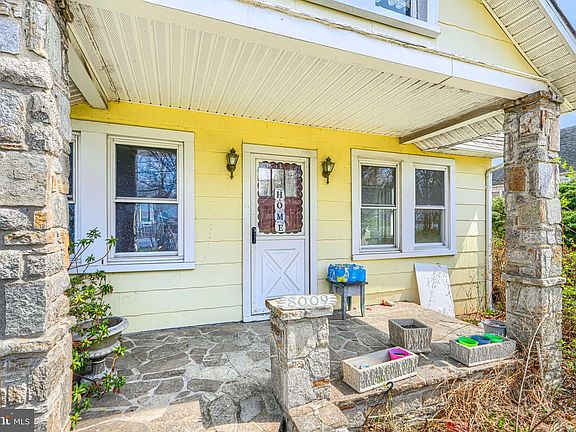 3rd image of 8009 Oakleigh Rd
