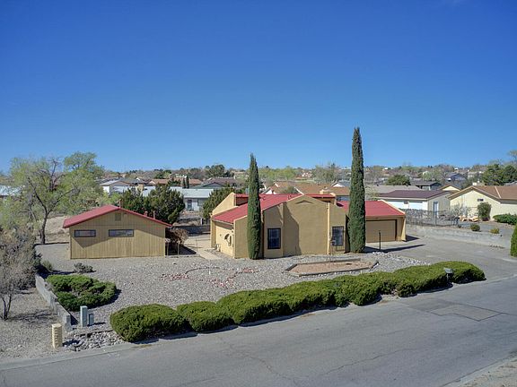 2nd image of 795 Ivory Rd SE