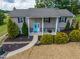 130 Deakins Estates Dr, Jonesborough, TN 37659