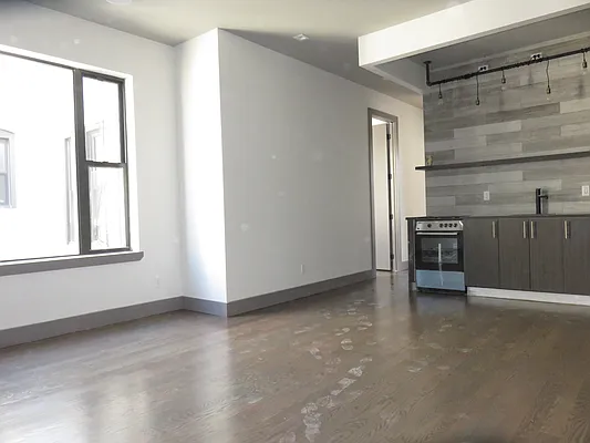 Rented by Rennit Inc. | media 71