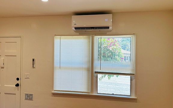 5th image of 4131 Ocean View Blvd #4131