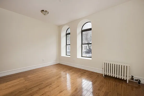 Rented by Living New York | media 12