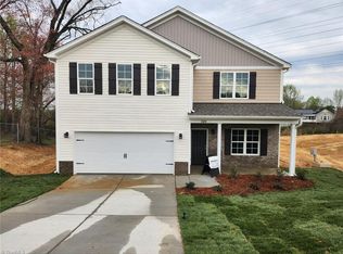 309 Fox Chase Dr, Lexington, NC 27295