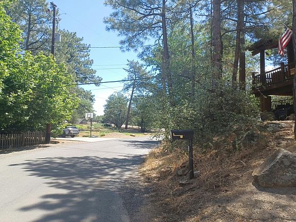 5th image of 955 W Clubhouse Dr