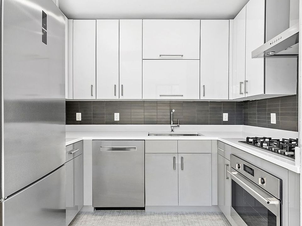 1st image of 301 E 117th St APT 4X