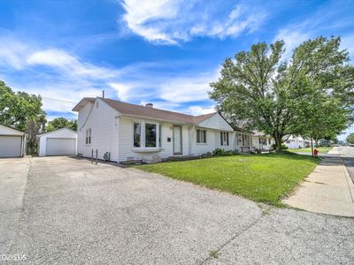 4231 Southwest Hwy, Hometown, IL, 60456