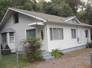 1604 Cedar Rd, Saint Leonard, MD 20685