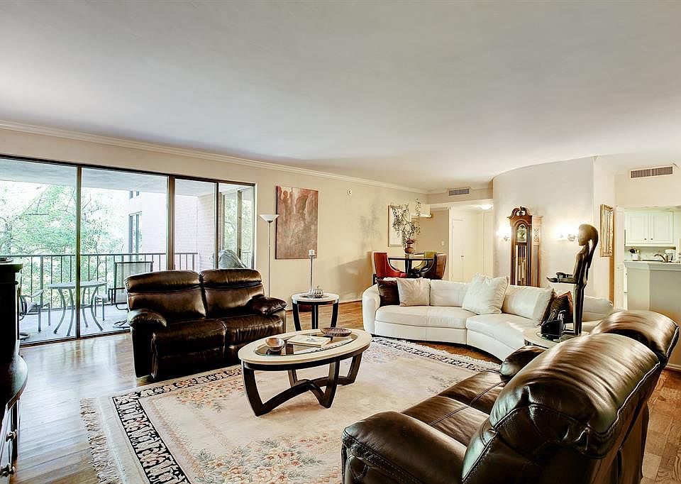 1st image of 9333 Memorial Dr APT 313