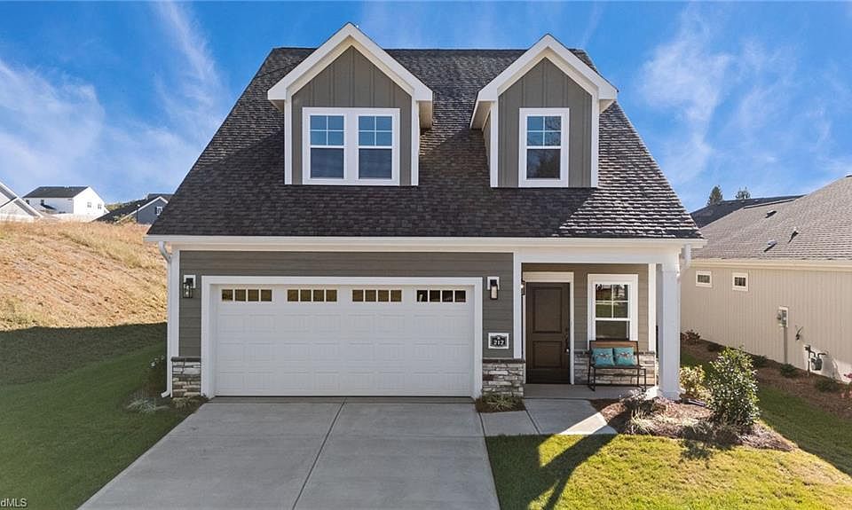 1st image of 212 Mountain Maple Dr