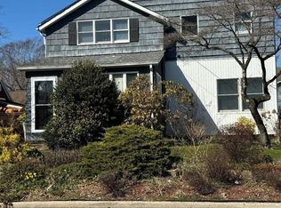 122 Longworth Ave, Woodmere, NY