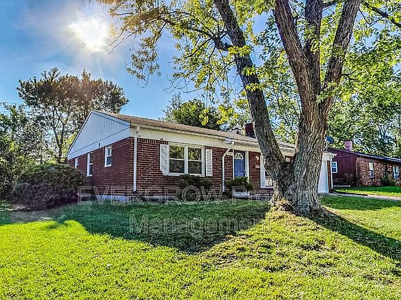 3rd image of 3541 N Wittfield St
