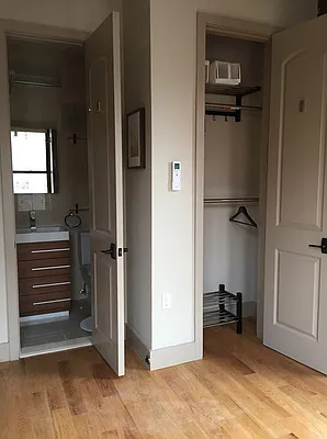 Rented by Nooklyn NYC LLC | media 25