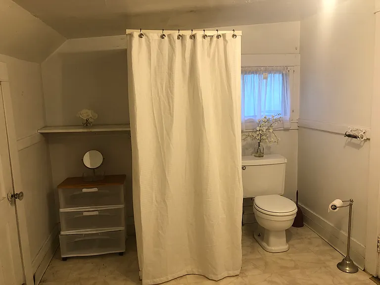 210 Delaware Ave #5 — Photo 1