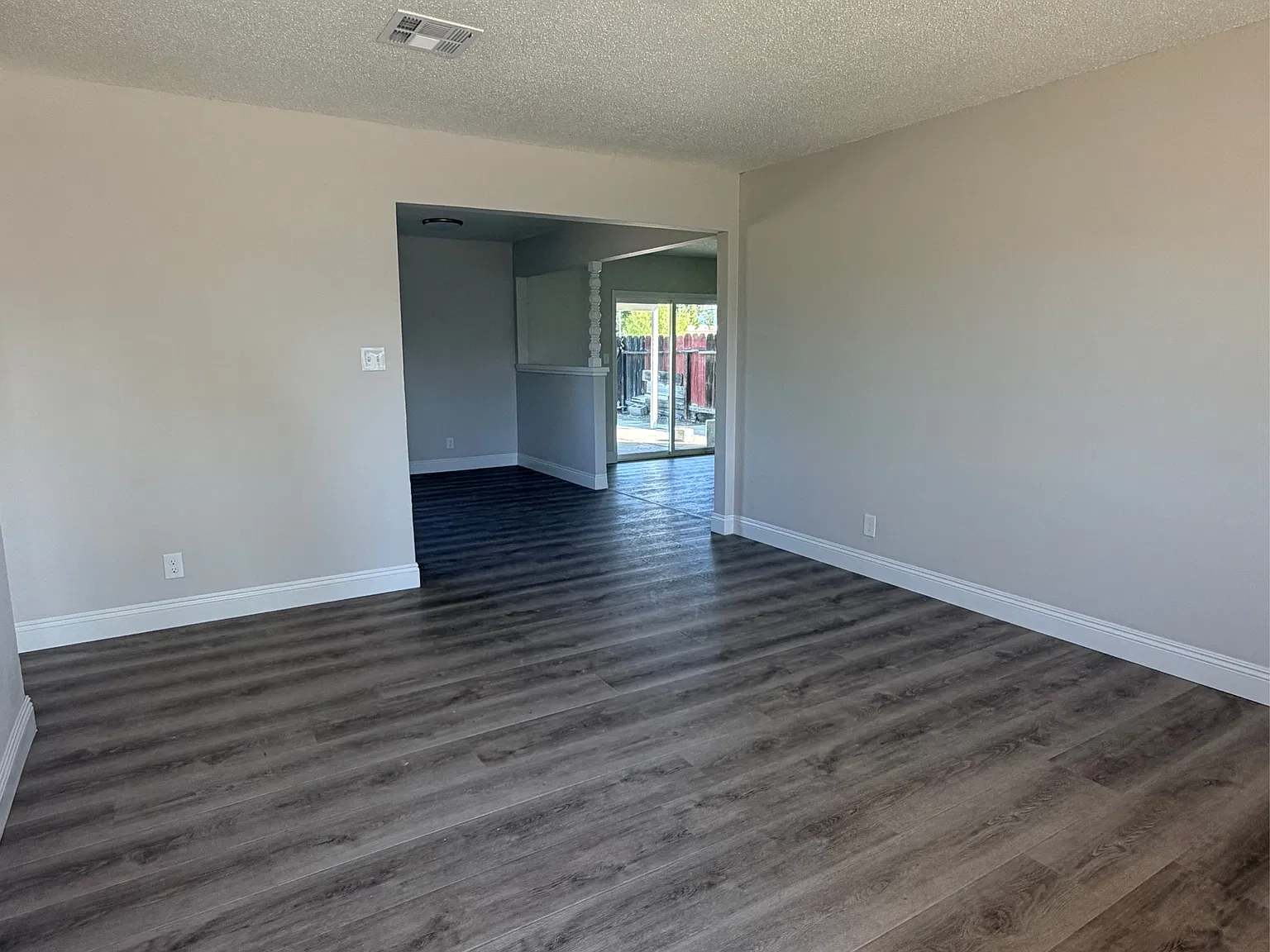 5079 East Carmen Avenue - 1 — Photo 2