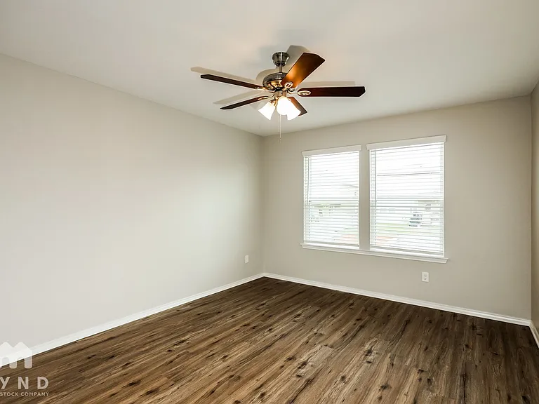10327 Dunlap — Photo 7