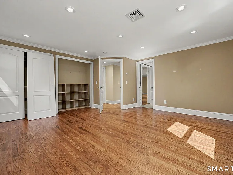 130 W Norwalk Rd — Photo 15