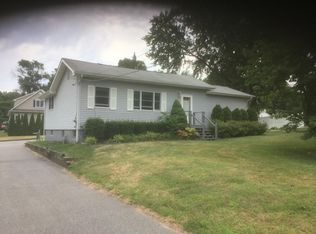 835 S Fork Landing Rd, Cinnaminson, NJ 08077