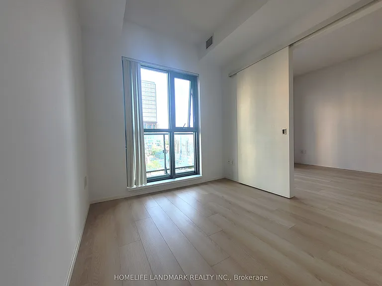 159 Dundas St E #908 — Photo 7