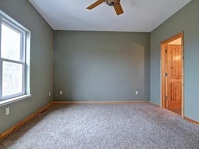 2 bed, 1.5 bath, 1825 sqft, $1,495 — Photo 3