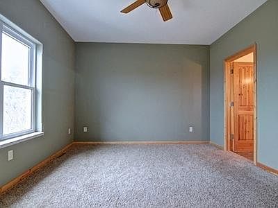 2nd image of 960 Parkland Dr