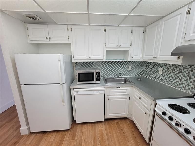 1st image of 15600 NW 7th Ave APT 816