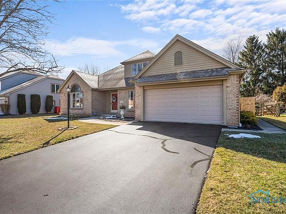 4th image of 7319 Fox Ln
