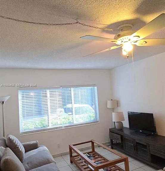 1001 SE 16th St #1 — Photo 14