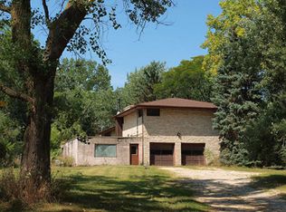 N104W20550 Willow Creek Rd, Colgate, WI 53017