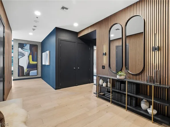 4575 Dean Martin Dr Unit 307, Paradise Town, NV 89103