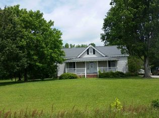 919 Cooper Hill Rd, Windsor, NC 27983